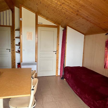 Les Chalets Du Piou Bussieres  外观 照片